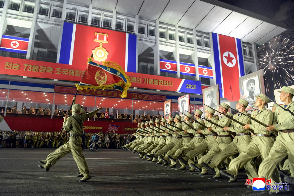 'ช็อกโกแลตไร้โกโก้ กาแฟข้าวโพด' เกาหลีเหนือทันสมัยไม่ง้อโลก