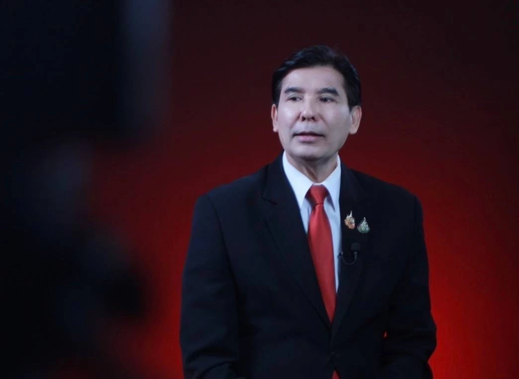 'เด็จพี่' ชี้ รื้อใหญ่ มท. เหมือนสลับเก้าอี้ดนตรี ย้ำโจทย์ ปรับครม. แก้พิษเศรษฐกิจ