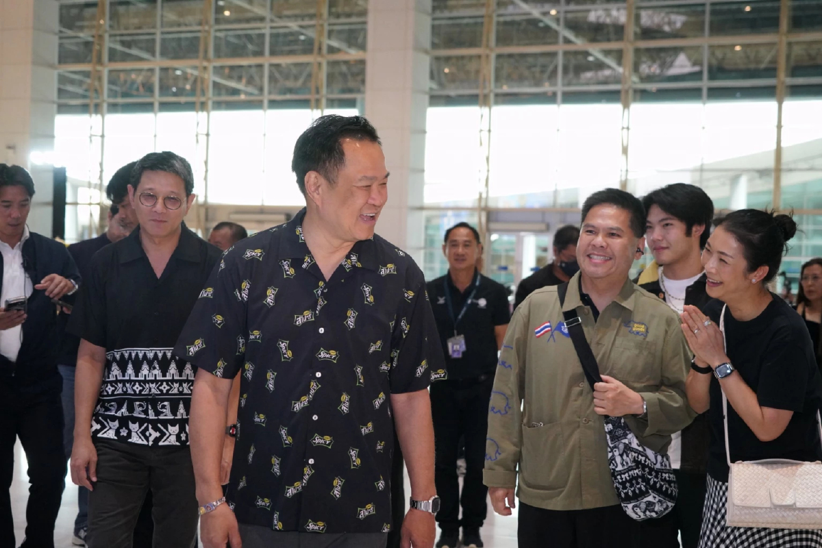 นายกฯ ตรวจงานโอทอปฯ รับปากพยายามดัน 'ไทยช่วยไทยพลัส' อีกรอบ