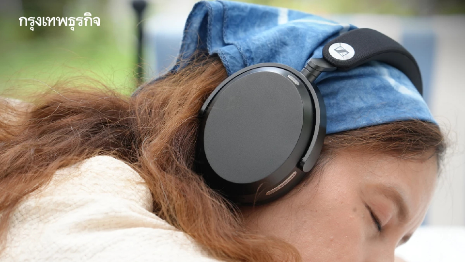 เสียงดี เปลี่ยนแบตได้! รีวิว 'Sennheiser MOMENTUM 5 Wireless' หูฟังเสียง Hi-Res แบตอึด 57 ชม. เปลี่ยนแบตได้เอง