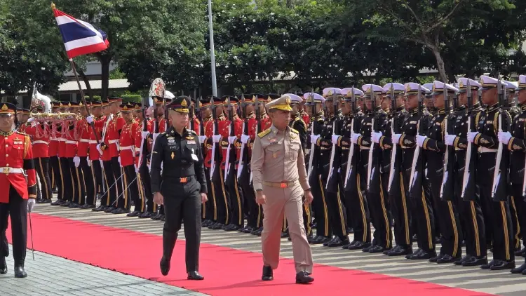'รมว.กลาโหม' ยกเหตุปะทะไทย-กัมพูชา มอบ7นโยบาย 'กองทัพไทย'