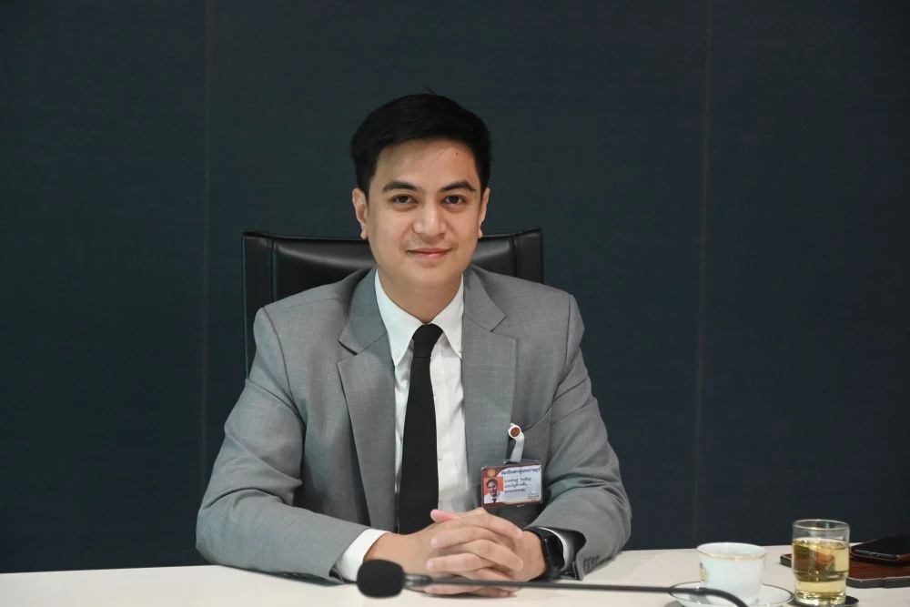 'พริษฐ์' ชี้ 'แสวง' ยก3ข้อ ฟ้องโกง สว. หวังหาช่องป้อง 'สีน้ำเงิน'