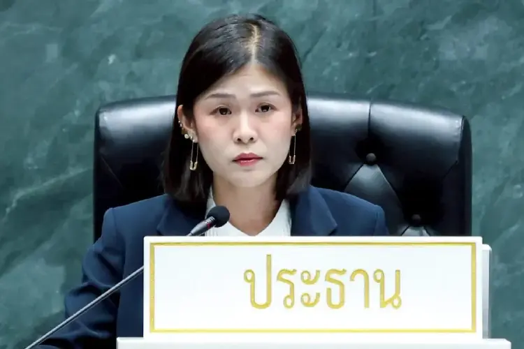 ปธ.สภา กทม.จ่อสอบจริยธรรม 'ส.ก.ภัทรศักดิ์' ปมเสียบบัตรโหวตผิด