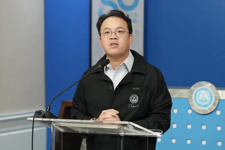 'ปชป.' แนะ'รัฐบาล' โยกเงินไทยช่วยไทยพลัส แก้น้ำมันแพง