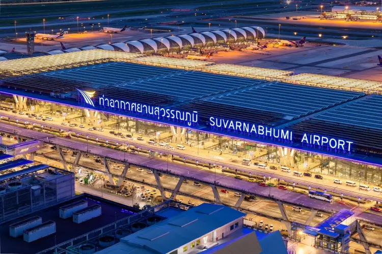 'สุวรรณภูมิ' เปิดสถิติ 11 เดือน ผู้โดยสาร - เที่ยวบินสินค้าพุ่งต่อเนื่อง