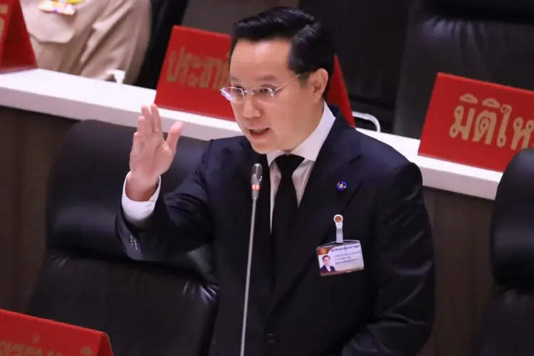'อรรถวิชช์' ค้านใช้เงินกู้อุ้มดีเซล ชงตัดกำไรเกินจริง 'โรงกลั่น'
