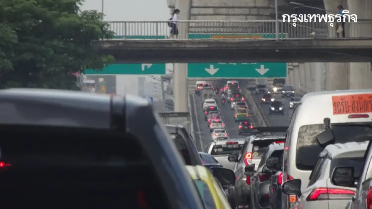 รถติดไม่ไหวแล้ว ถนนรามคำแหง ปิดเบี่ยง สร้างสะพานข้ามแยกมิสทีน
