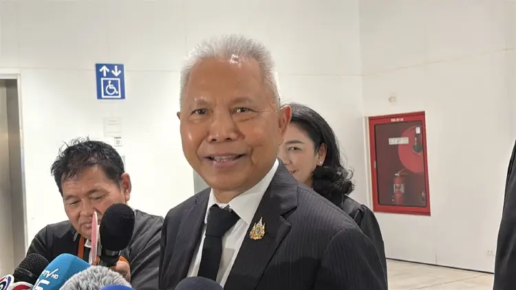 'โสภณ' ยกเอกสิทธิ์สส.โยนสภาฯ ชี้ขาดส่งตัว'ภาวุธ' คดีForex