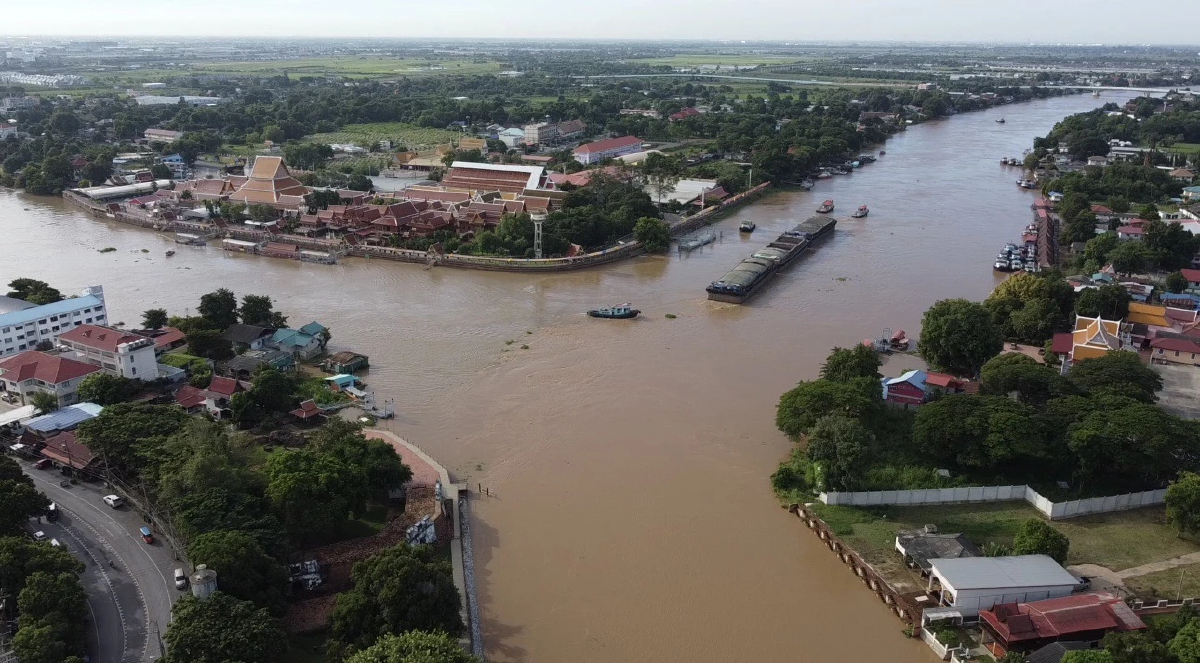 อยุธยาเฝ้าระวัง! กรมชลฯ ตรึงเครื่องสูบน้ำ รับมวลน้ำเจ้าพระยา