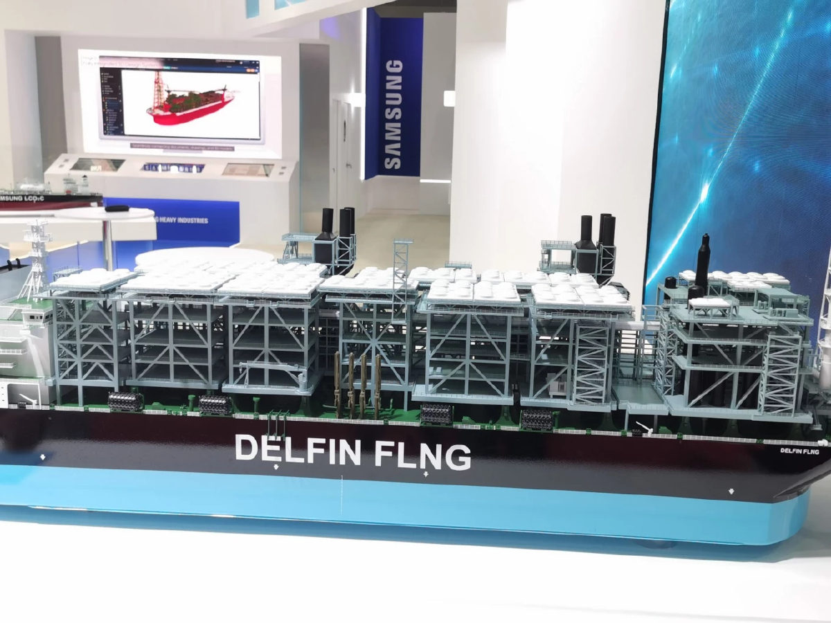 รู้จัก ‘เรือยักษ์ FLNG’ ผลิต LNG ได้เองจากกลางทะเล พร้อมส่งออกขายได้ทันที