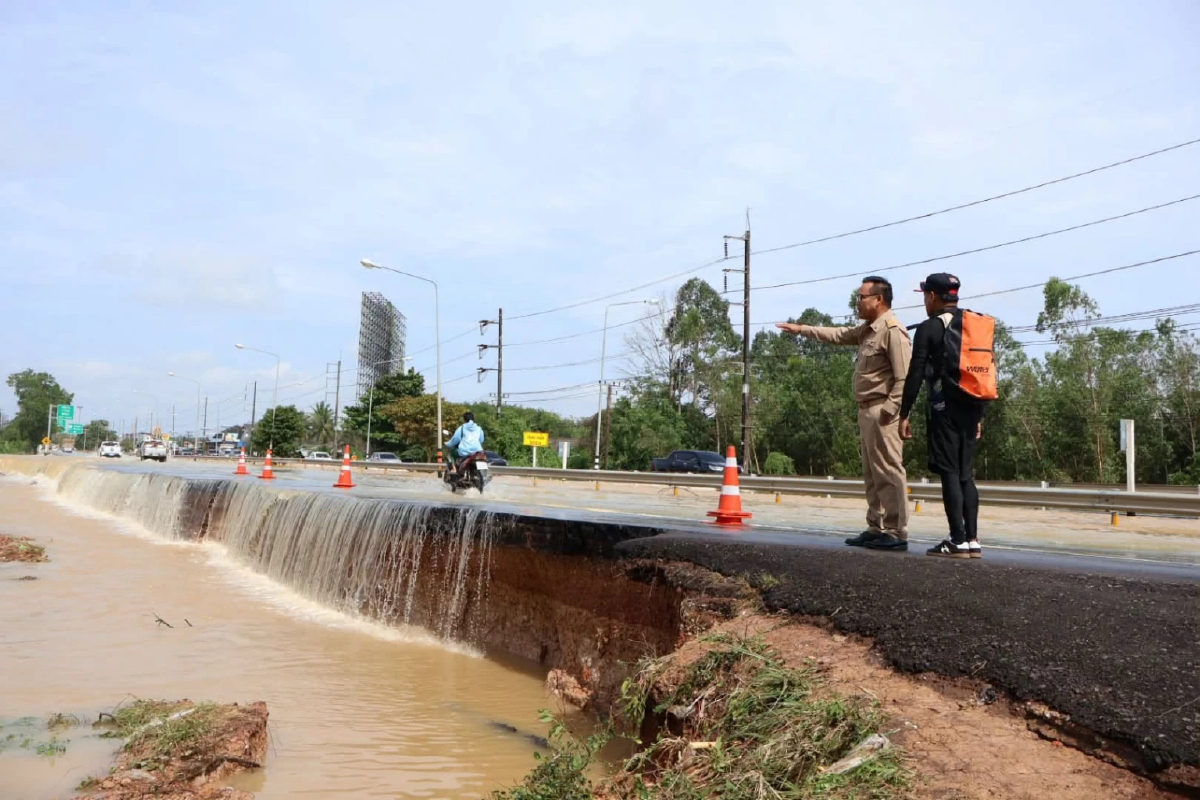 วันนี้ที่ไหนยังน้ำท่วม เช็กที่นี่พื้นที่ทั่วประเทศ 31 จังหวัด - กรุงเทพ
