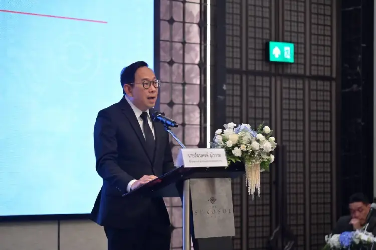 สนพ. เดัน 'รถ EV ราชการ' ปักธง Net Zero 2050 แก้ปมจัดซื้อสปีดการเปลี่ยนผ่าน