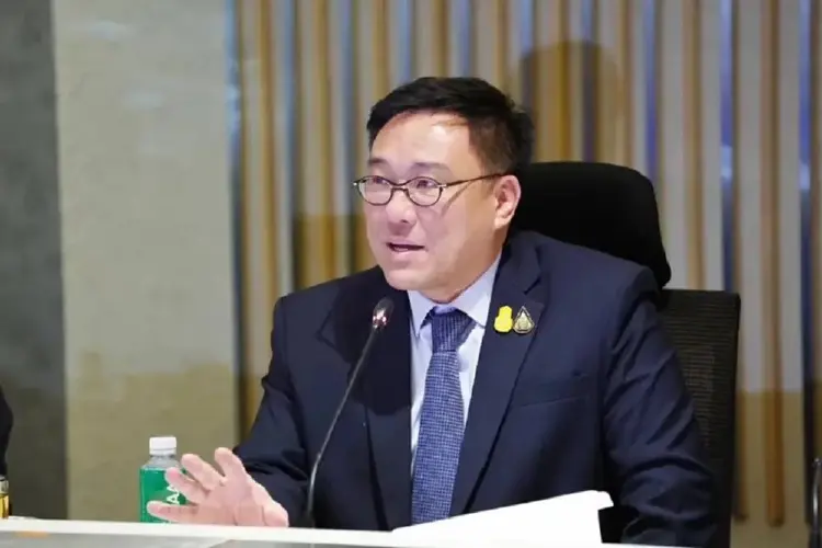 'จุลพันธ์' ขอ อย่ากังขาบทบาท พท. คดีฮั้ว สว. ไม่หวั่น ศึกซักฟอก-กธ.ร่วมรัฐบาล