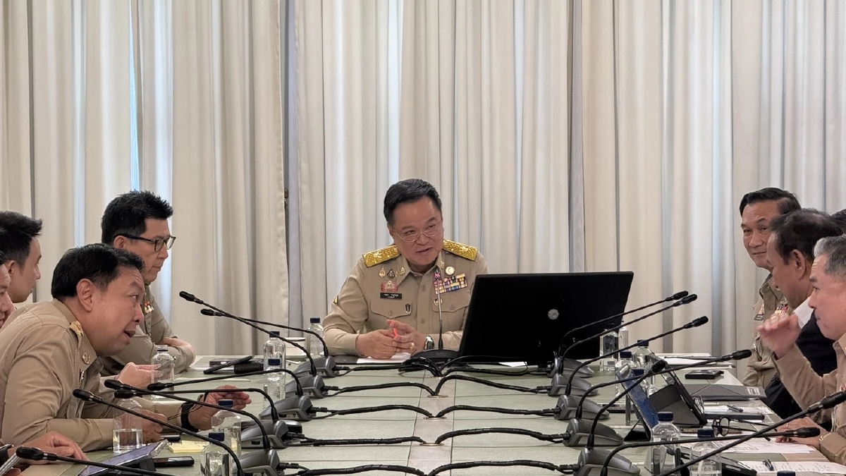 ‘อนุทิน’ ถกด่วน แก้ ‘น้ำท่วม กทม.’ เร่งระบาย ช่วย ปชช. ‘ชัชชาติ’ บัญชาเหตุการณ์