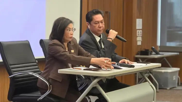 'เพื่อไทย' ถกสส.เตรียมเคาะมติโหวตงบฯ 70 กำชับห้ามแตกแถว