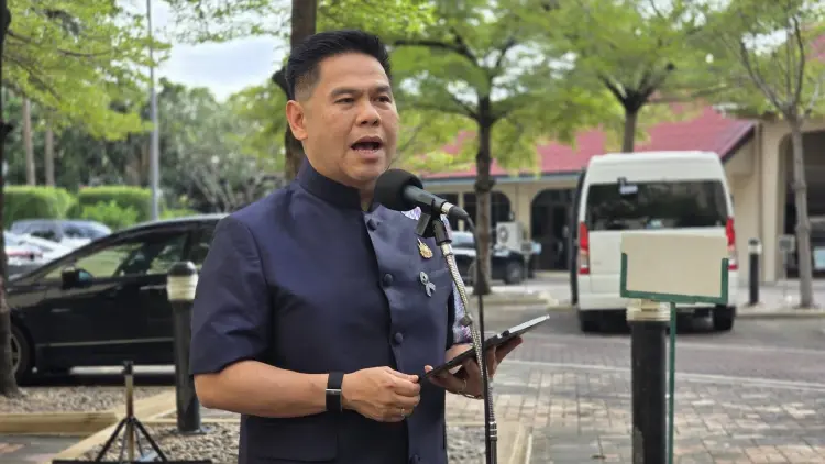 'วราวุธ' ปัดตอบ กล้าธรรม ร่วมรัฐบาล รอ 'นายกฯ-ภท.'ตัดสินใจ