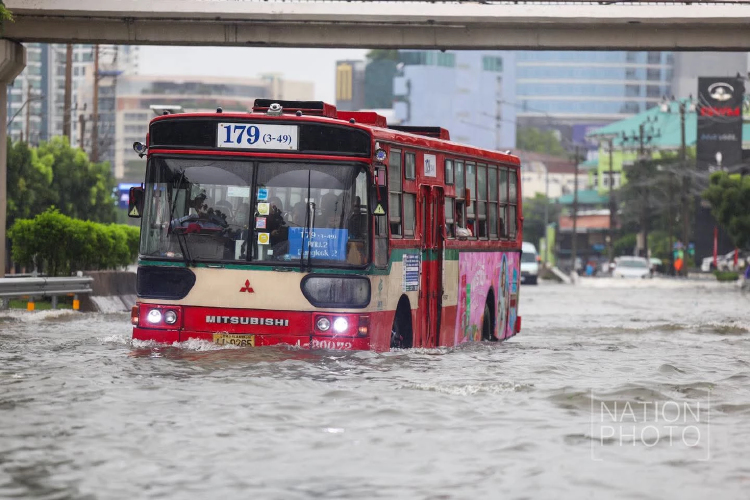 ทร.เตือน น้ำท่วมฉับพลัน-น้ำป่าไหลหลาก หลังฝนถล่มหนักหลายพื้นที่