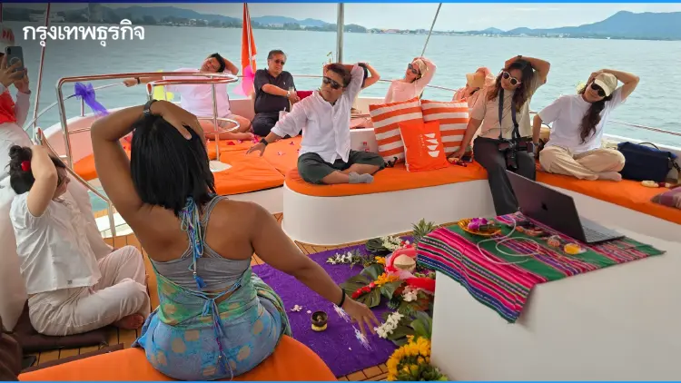 ชวนเที่ยว ‘โยคะ กลางทะเล-ดูเต่าทะล’ ไปกับ Sea · Soul · Sail : Pattaya Wellness Escape