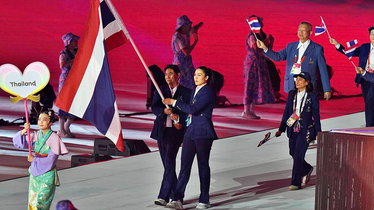 เปิดฉากแล้ว! พิธีเปิดเอเชียนเกมส์ 2026 'ทัดดาว-เฉลิมฉาน' ถือธงชาติไทยนำขบวน