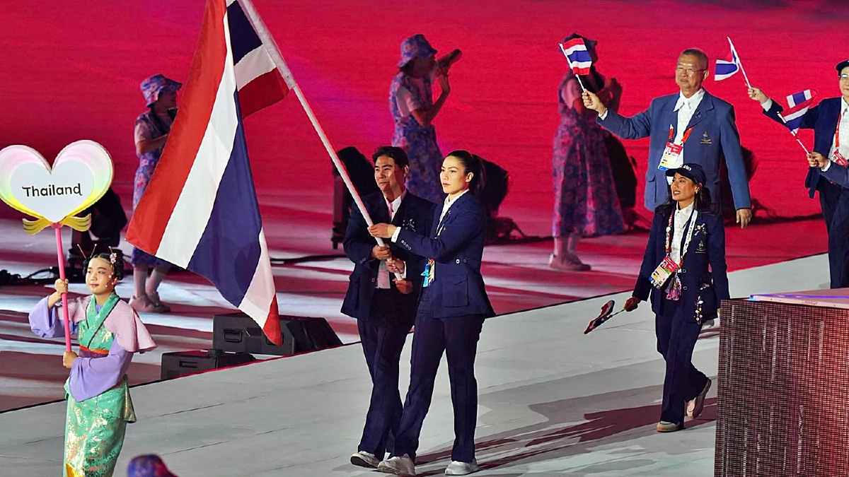 เปิดฉากแล้ว! พิธีเปิดเอเชียนเกมส์ 2026 'ทัดดาว-เฉลิมฉาน' ถือธงชาติไทยนำขบวน