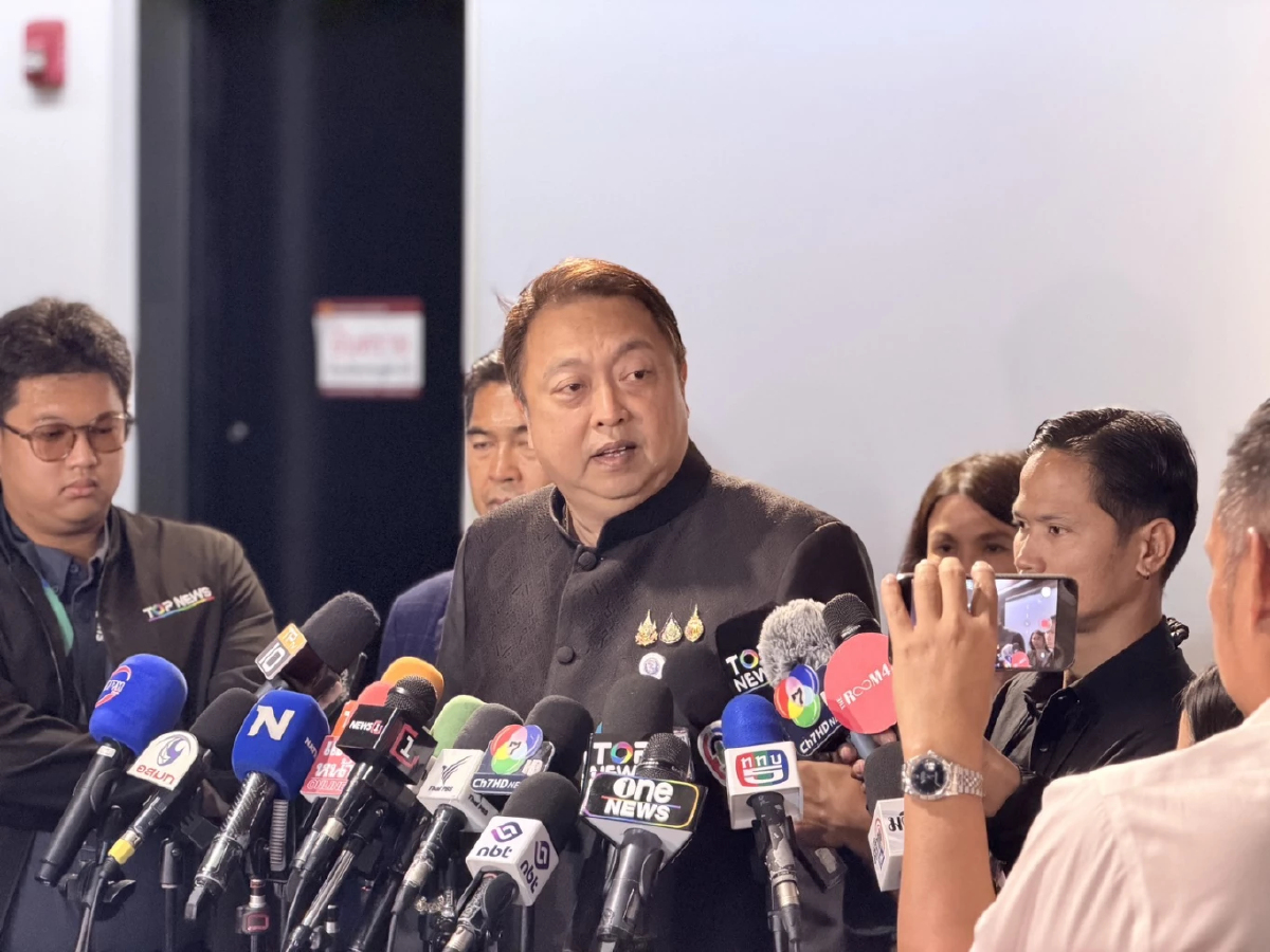 'สุชาติ' ย้ำ 'ทนายณัฐวุฒิ' ไม่ใช่ที่ปรึกษาส่วนตัว บอก ห้ามไม่ได้ ต่างคนมีวุฒิภาวะ