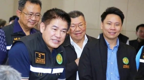 ‘กล้าธรรม’ อุบ สัญญาณ‘ร่วมรัฐบาล’ แจง ‘ธรรมนัส’ คนเดียว คุย ‘บิ๊กภท.’