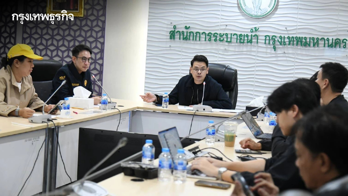 อัปเดต น้ำท่วม กทม. พบ 20 จุดน้ำสูง รถเล็กผ่านไม่ได้ เร่งระบายน้ำต่อเนื่อง