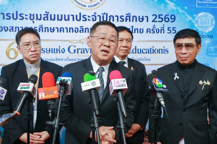 เขย่าวงการศึกษาไทย  Active Learning–GPAS 5 Steps สร้างเด็กคิดเป็น