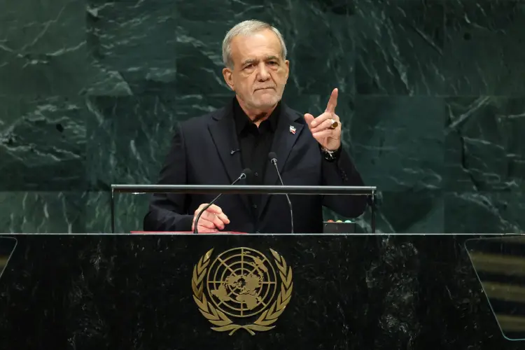 ปธน.อิหร่าน ตำหนิทรัมป์ ‘ชอบข่มเหง’ ในงานประชุม UNGA81 ลั่น จะไม่ยอมจำนนสหรัฐ