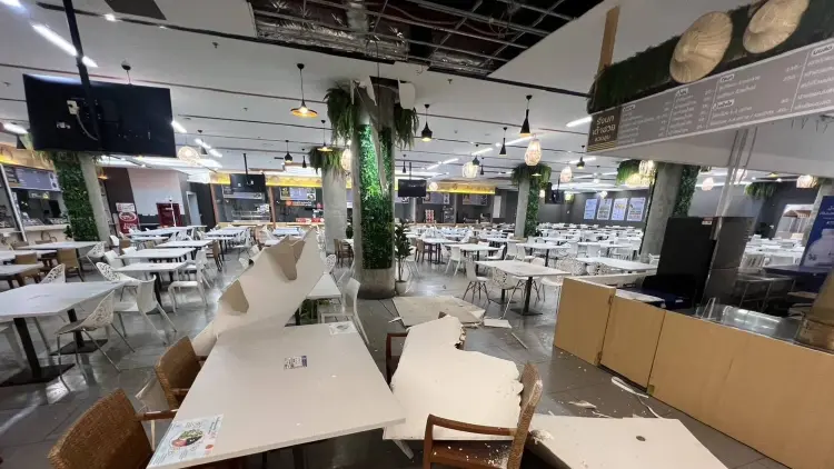 งามหน้า ‘สภาหมื่นล้าน’ เพดานห้องอาหารถล่ม โชคดีวันหยุด ไม่โดน ‘สส.-สว.’