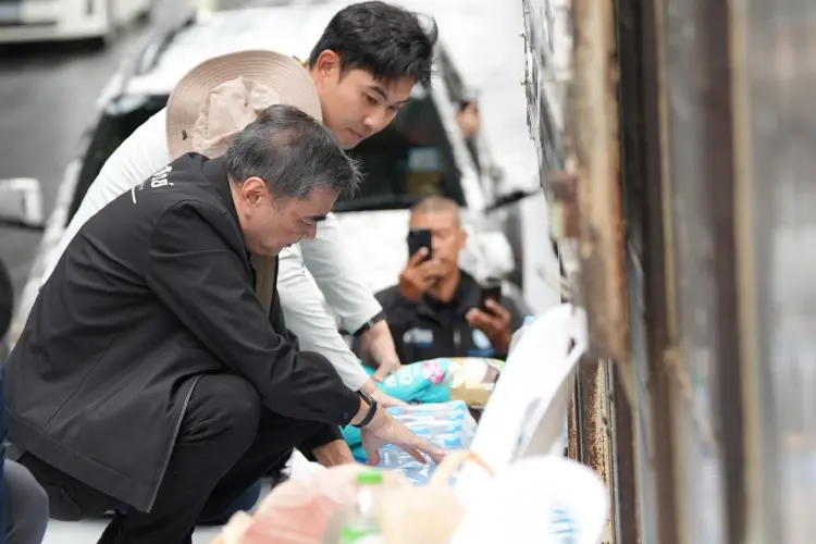 'ปชป.' จี้ 'รัฐ' พูดความจริงปมน้ำท่วม หลังหลายพื้นที่ไม่คลี่คลาย