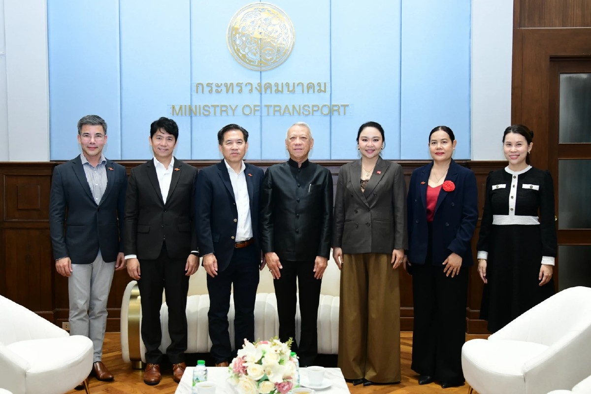 'พิพัฒน์' หารือ 'ไทยเวียตเจ็ท' หนุนขยายรูทบินเมืองรองเชื่อมอินเตอร์