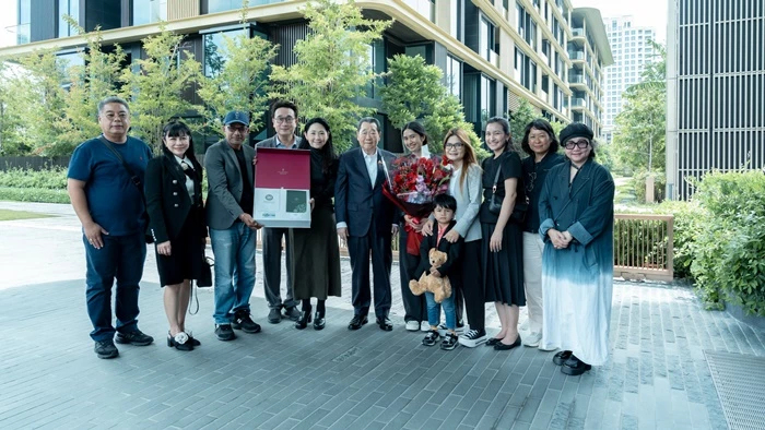 เจ้าสัวธนินท์ เจียรวนนท์ มอบคอนโดMulberry Grove ให้แก่ครอบครัวของ “เนเน่”