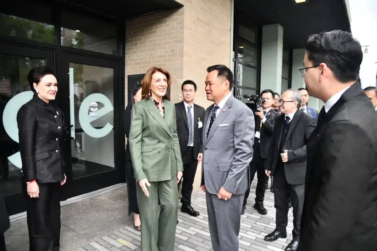 'อนุทิน' จับมือผู้บริหาร 'Google' พัฒนามาตรฐาน 'Data Center 'ในไทย