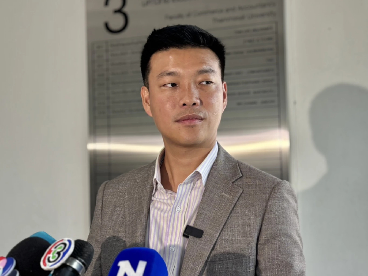 'ณัฐพงษ์' สวนรัฐบาล ยันมีใบเสร็จซักฟอก ไม่ลิเก 'บันเทิงธิปไตย'