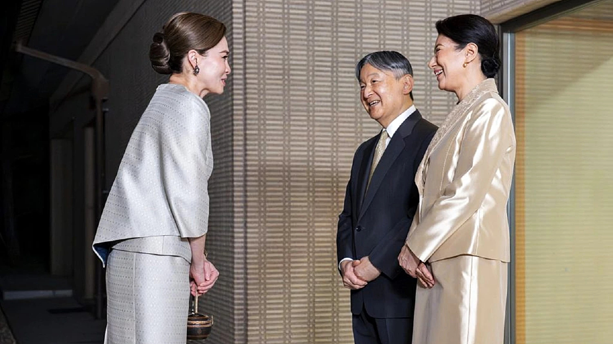 พระราชินี เข้าเฝ้าฯ สมเด็จพระจักรพรรดิ สมเด็จพระจักรพรรดินีแห่งญี่ปุ่น ณ พระราชวังอิมพีเรียล