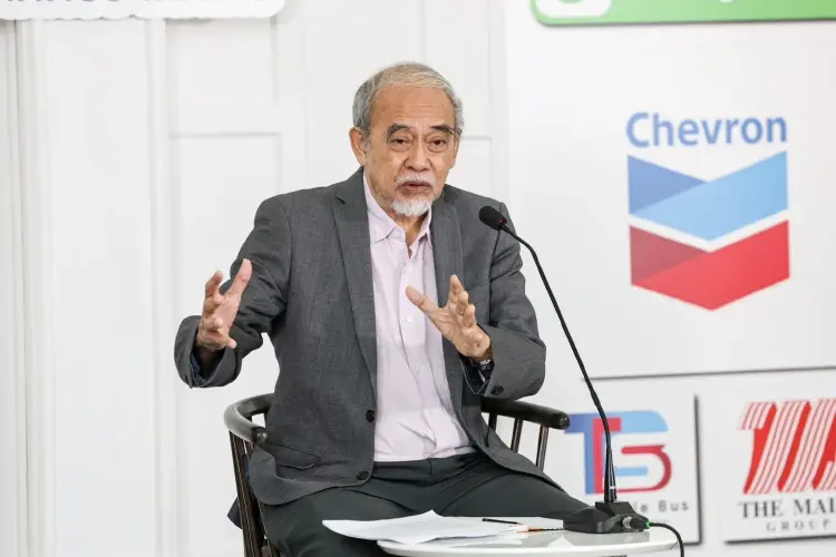 'ธีรยุทธ' ผ่าการเมือง 3 ขั้ว 'อนุรักษ์' คะแนนน้อย อิทธิพลสูง