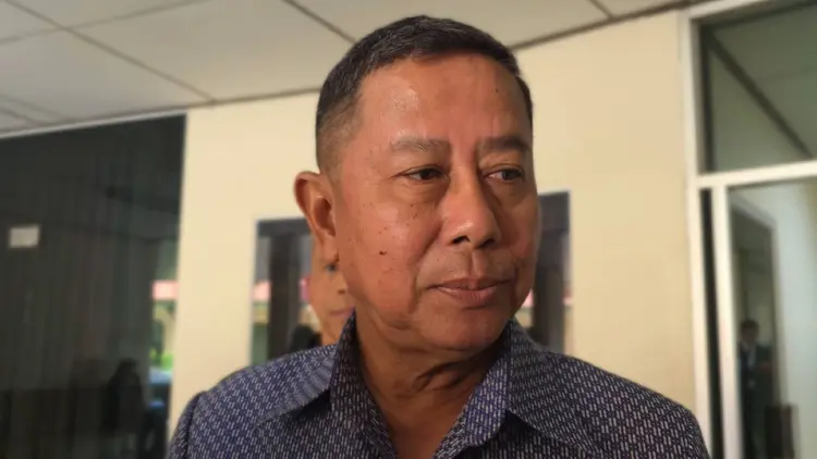 'บิ๊กอดุลย์' พร้อมรับกฐินฝ่ายค้าน ไม่กังวลถูกโยงสัมพันธ์ 'เนวิน'
