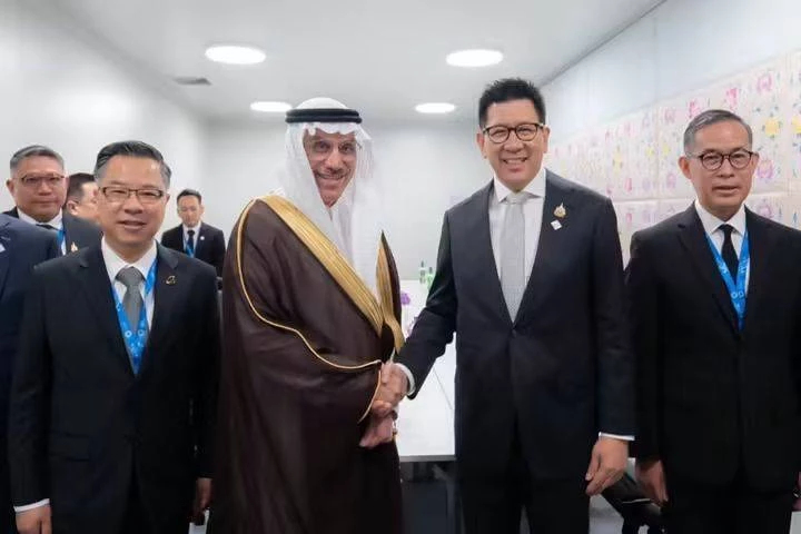 ‘เอกนิติ‘ ถก ’IsDB Group’ ผลักดันร่วมมือพัฒนา ขยายโอกาสทางการเงิน