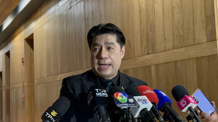 'สว.'  หนุนเปลี่ยนแหล่งทุน 'ไทยพีบีเอส' เชื่อระบบงบประมาณโปร่งใส