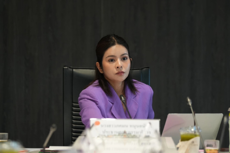 ปชน.สวน 'กรวีร์' พูดความจริง รัฐบาลบีบวันซักฟอก ใครกันแน่ไม่ถอย