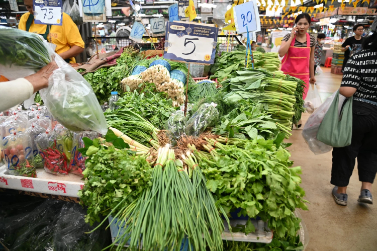 "กรมการค้าภายใน" เติมผักเข้าตลาด รับน้ำท่วม ราคาเริ่มลด ต้อนรับกินเจ 2569