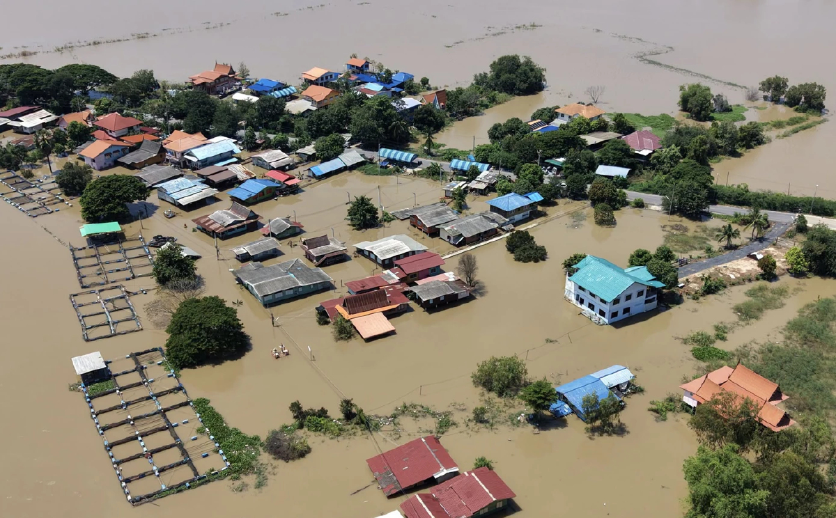 น้ำท่วมอยุธยา วิกฤต กระทบ 16 อำเภอ เดือดร้อนกว่า 59,000 ครัวเรือน