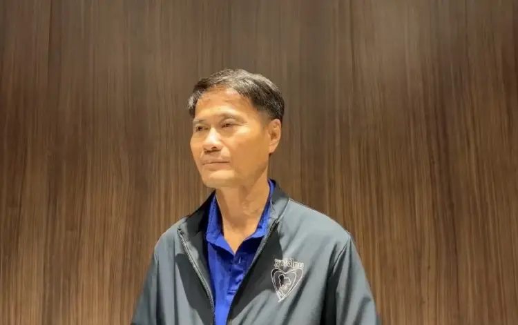 'สัมฤทธิ์' ยังไม่ได้คุยลูกเขย โยงสแกมเมอร์ -'ไอเดียร์'ยกมือไหว้ชิ่งตอบ