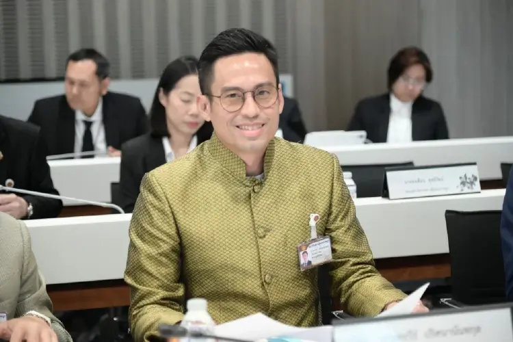 'กรวีร์' ผิดหวัง 'ฝ่ายค้าน' วอร์กเอาท์ บอกรัฐบาลถอยสุดแล้ว