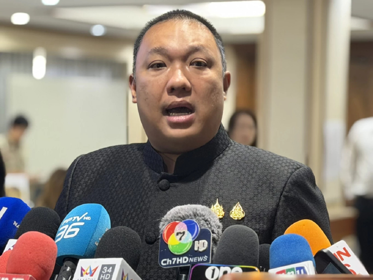 ‘พลพีร์’ แจงปมย้ายนอภ.บ้านสร้าง ลั่นไม่ใช่คำสั่งนายกฯ