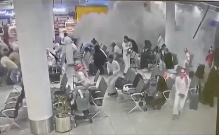 'ฮูตี' ยิงขีปนาวุธ มุ่งเป้าถล่ม 'ทำเนียบปธน. เยเมน' เสียชีวิต 5 ราย