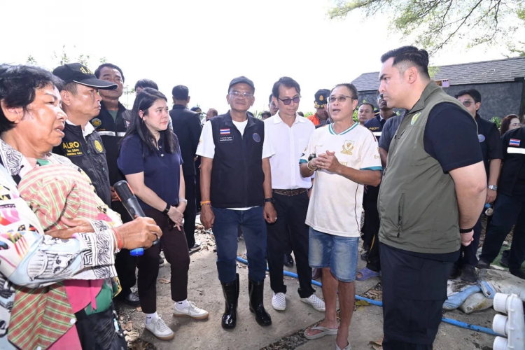 ‘วัชระพล’ รับปาก อ.บ้านสร้าง ชง ครม.เยียวยาชาวประมงหลังประสบภัยน้ำท่วม